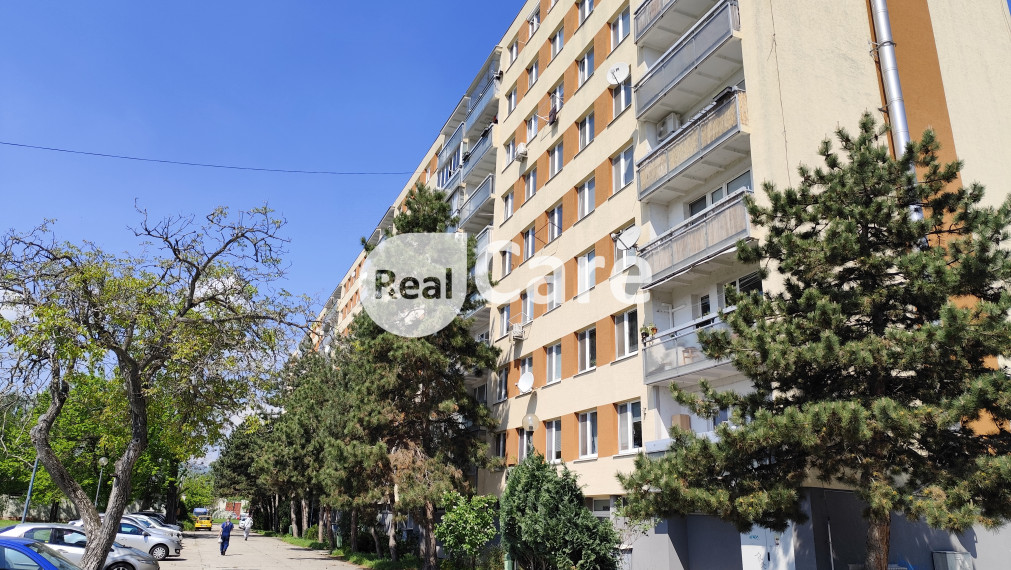 PREDAJ - 3i byt, Dopravná ul., Bratislava - Rača