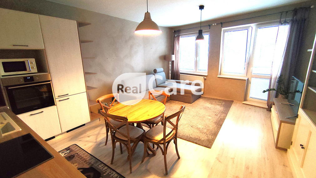 Prenájom 1 izbový byt + balkón, Vyšehradská ul.