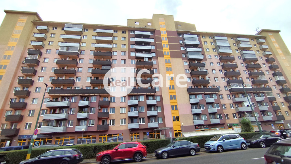 Prenájom 1 izbový byt + balkón, Vyšehradská ul.