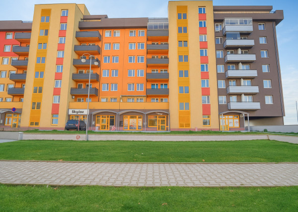 1-izbový byt, 51m² + 6 m² loggia !!! ÚVODNÁ CENA !!!