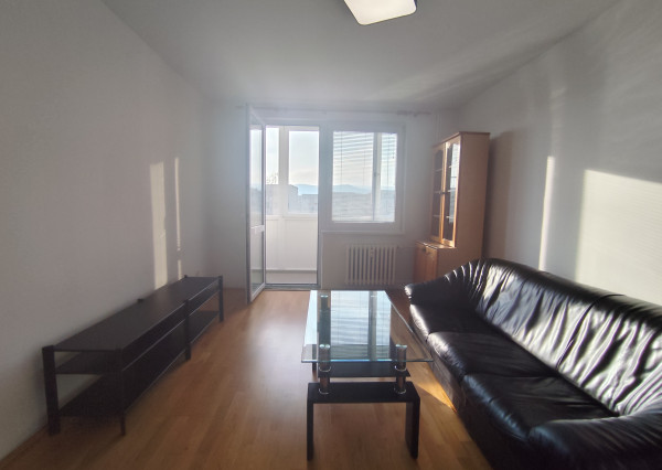 Prenájom 2-izbového bytu v Pezinku - Bystrická ul.